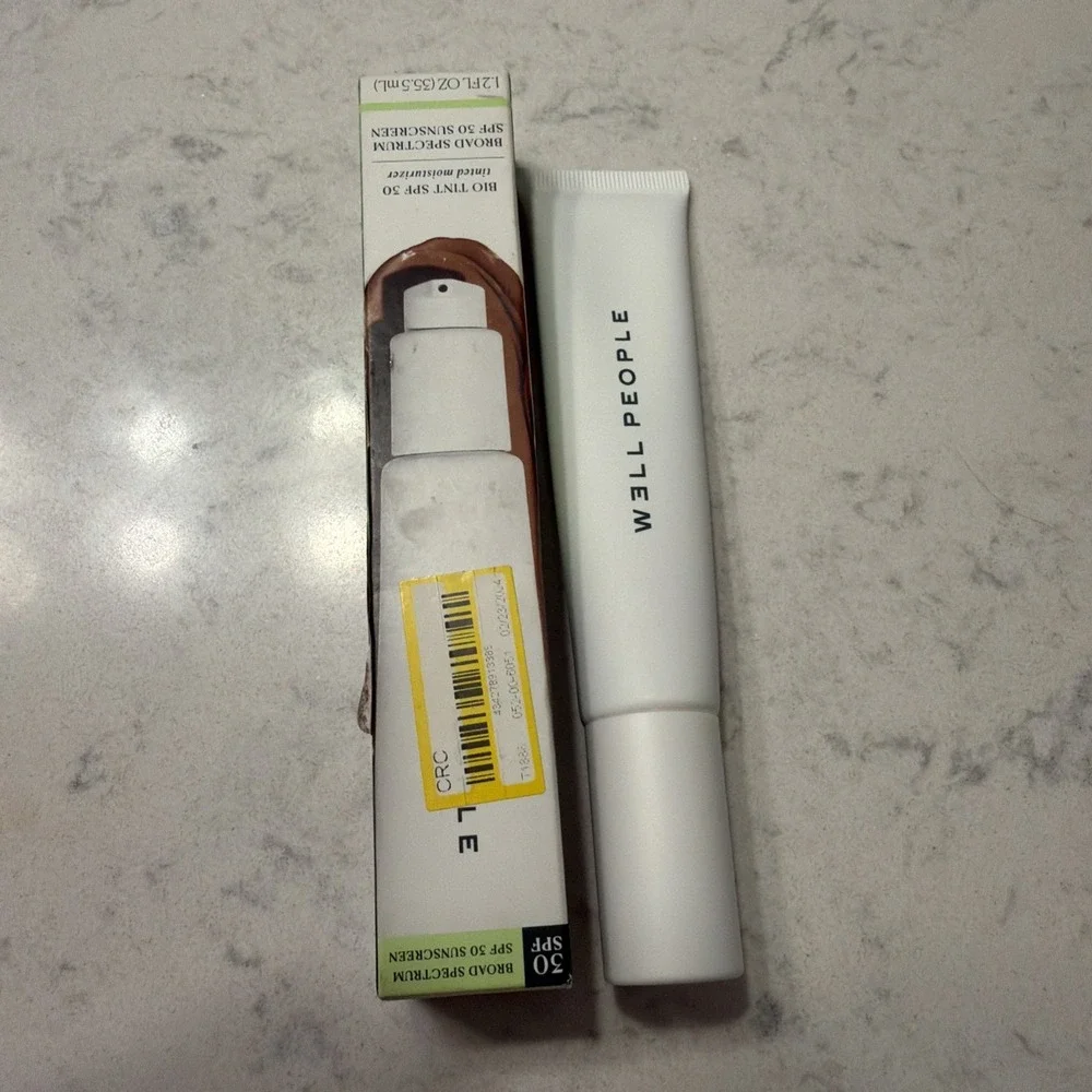 Well People Bio Tint SPF 30 Tinted Moisturizer - 13W - 1.2 fl oz